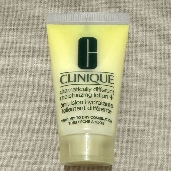 Clinique Dramatically Different Moisturizing Lotion+ 30ml – New Travel Size - Picture 12 of 15
